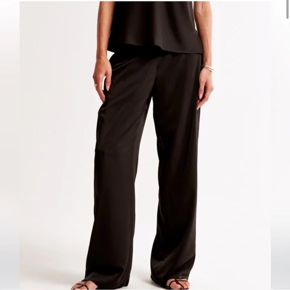 Abercrombie & Fitch Drapey Pull On Pants - Picture 1 of 4